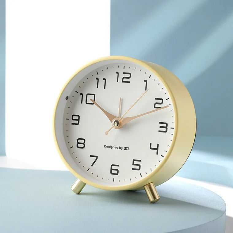 Scandinavian Silent Table Clock Analog Quartz round  Clock