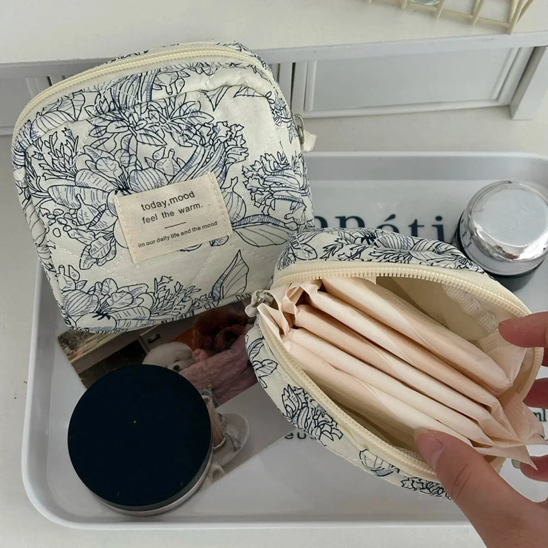 4-Piece Quilted Makeup Bag Set Vintage Style Organizer Pouches