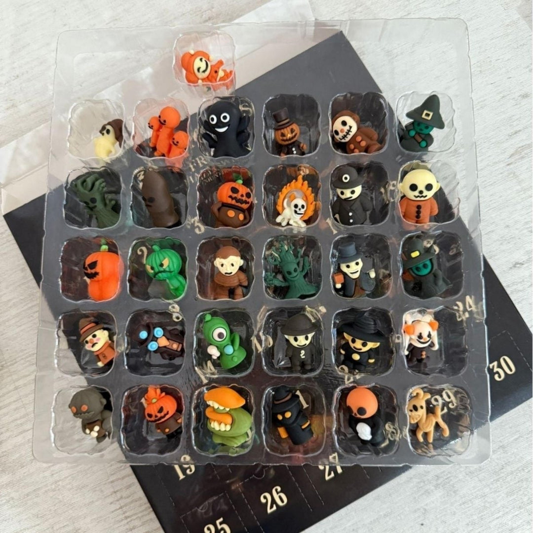 Halloween Advent Calendar Countdown with Spooky Figurines and Hand-Painted Miniature Decorations