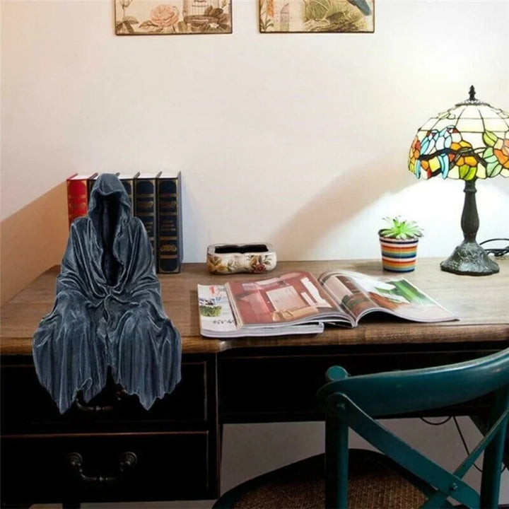 Halloween Grim Reaper Decor Statue Figurine with Hooded Draped Robe Design Shelf Sitter