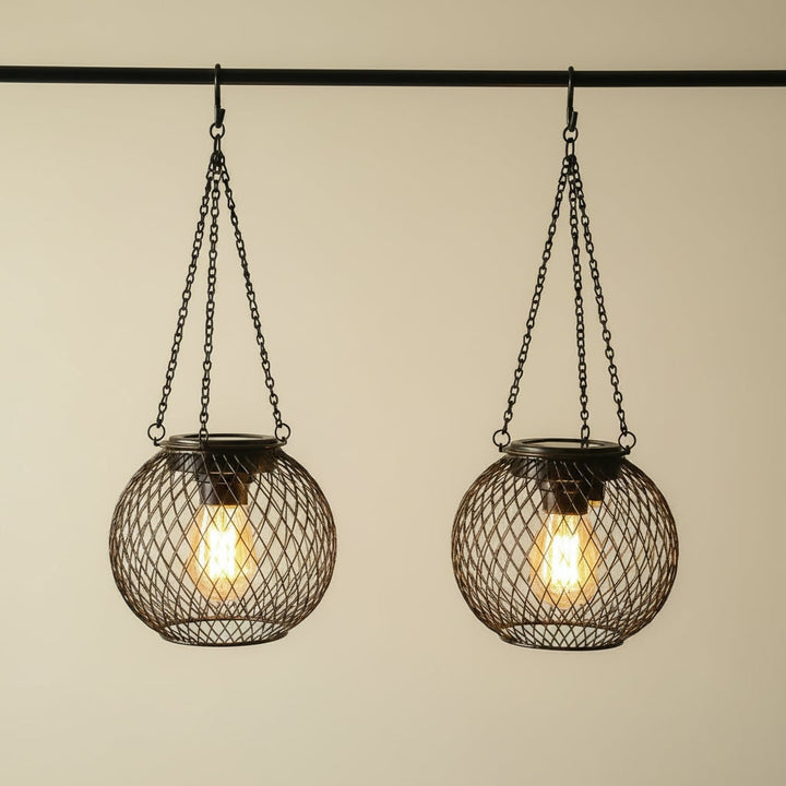 Halloween Hanging Solar Lantern Outdoor Lights with Black Metal Mesh Globe for Yard Decoration