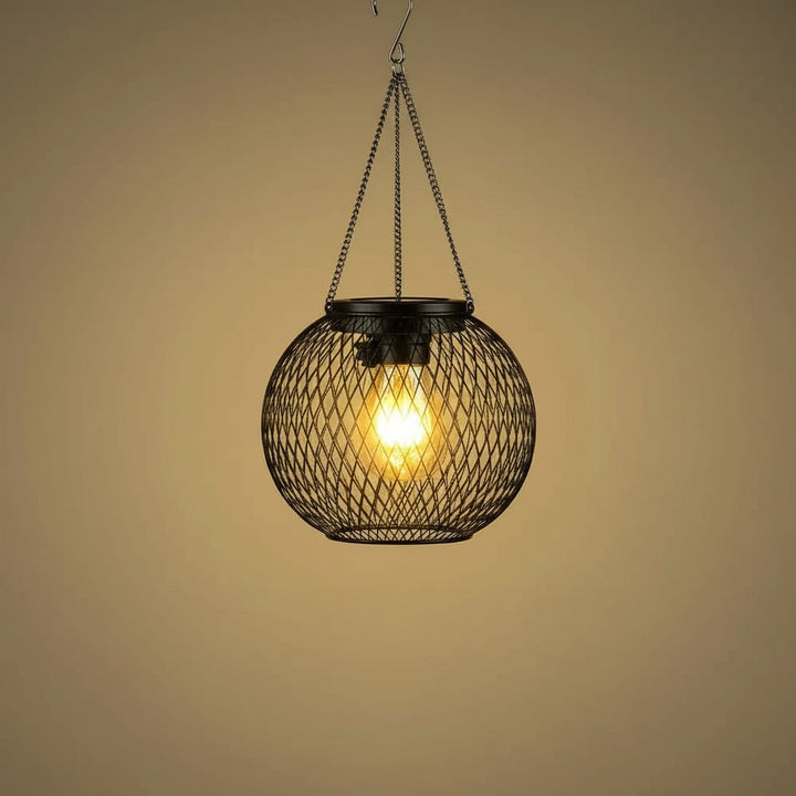 Halloween Hanging Solar Lantern Outdoor Lights with Black Metal Mesh Globe for Yard Decoration
