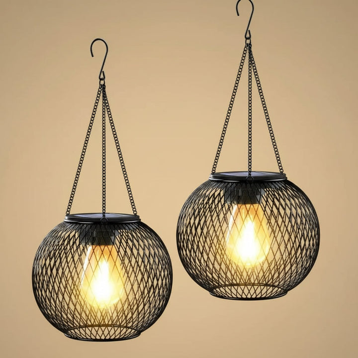 Halloween Hanging Solar Lantern Outdoor Lights with Black Metal Mesh Globe for Yard Decoration