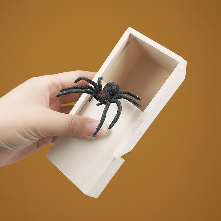 Halloween Spider Prank Gag Gift Box with Jump Scare Surprise for Party Practical Joke
