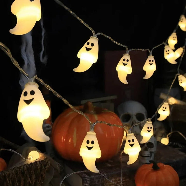 Halloween String Lights LED Outdoor Patio Decoration with Novelty Shapes for Party