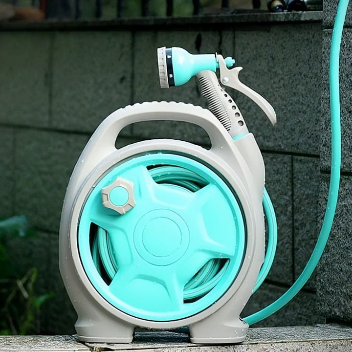 Retractable Garden Hose Reel with Lightweight Sprayer